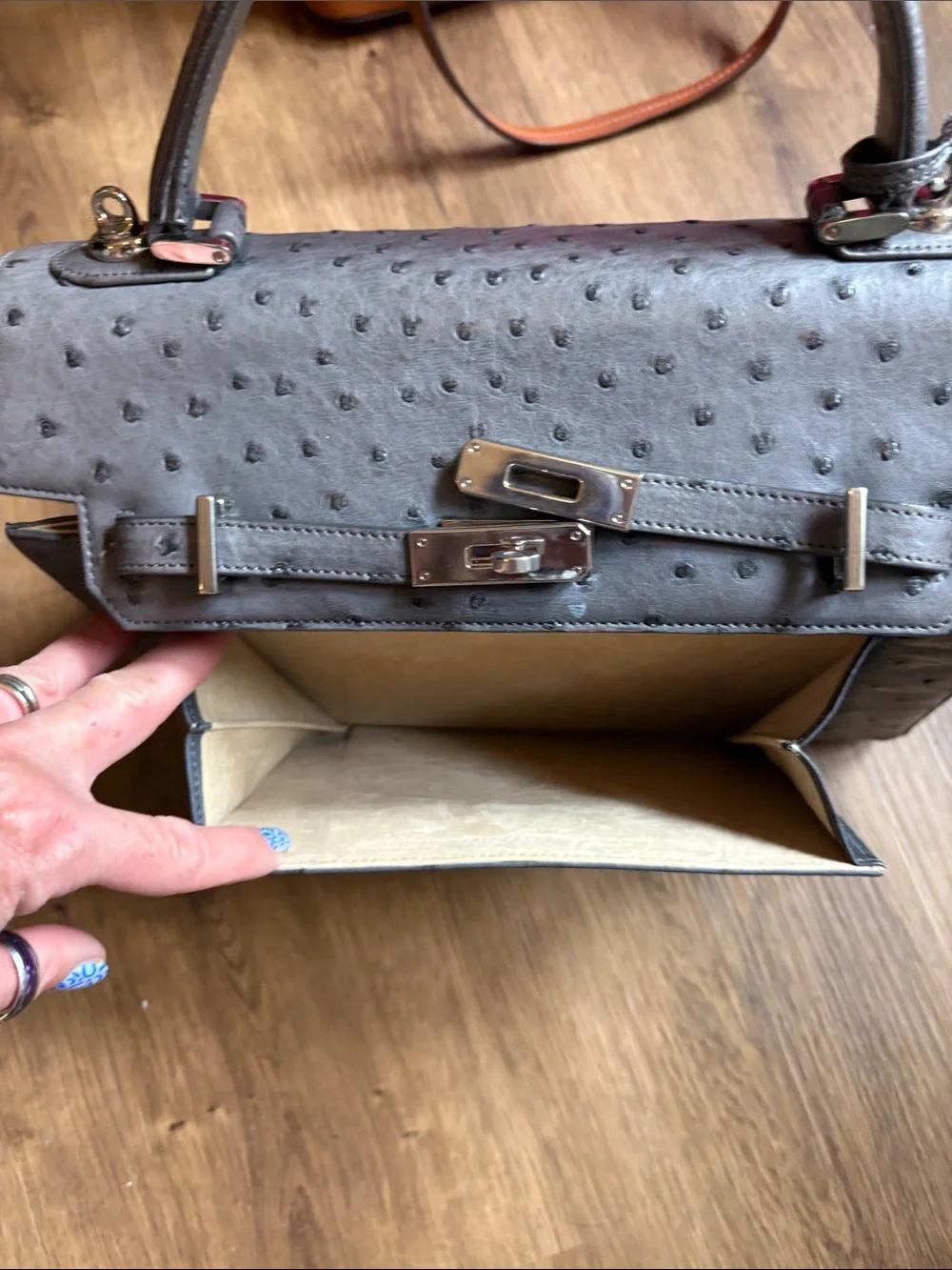 Classic Grey genuine Ostrich-leather Top Handle Women's Bag - Picture 8 of 11
